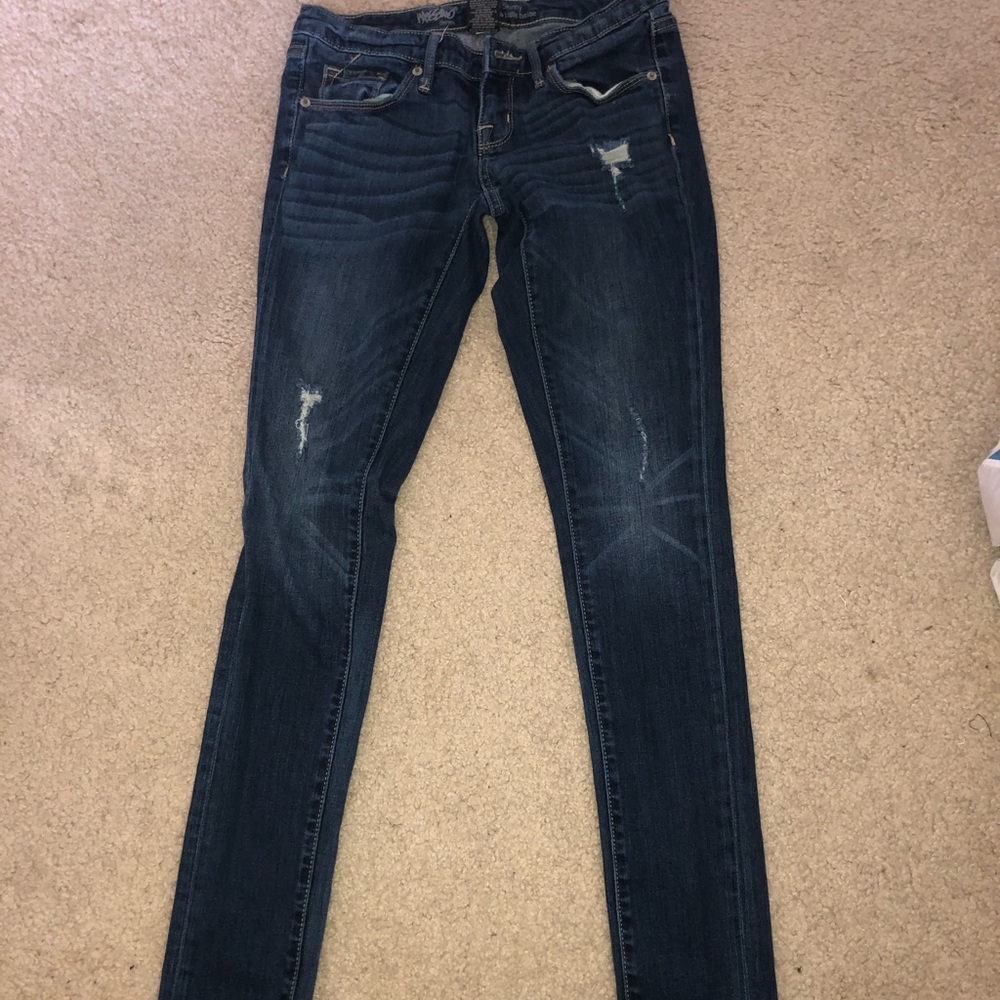 Skinny jeans